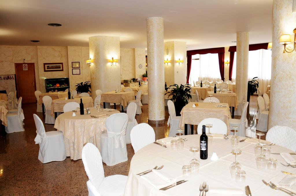 Hotel Kiris Віджано Екстер'єр фото